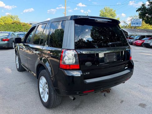 Used 2012 Land Rover LR2 HSE AWD/4WD image 4