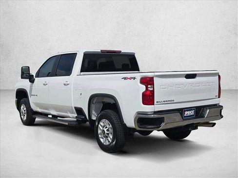 Used 2025 Chevrolet Silverado 2500 LT w/ Convenience Package AWD/4WD image 7