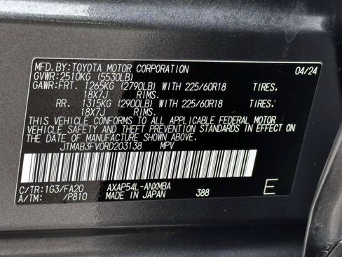 Used 2024 Toyota RAV4 SE w/ Weather & Moonroof Package AWD/4WD image 32