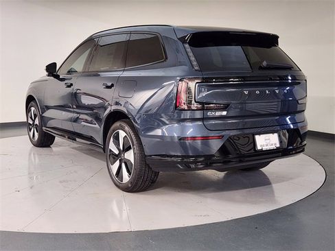 New 2025 Volvo EX90 Plus image 5