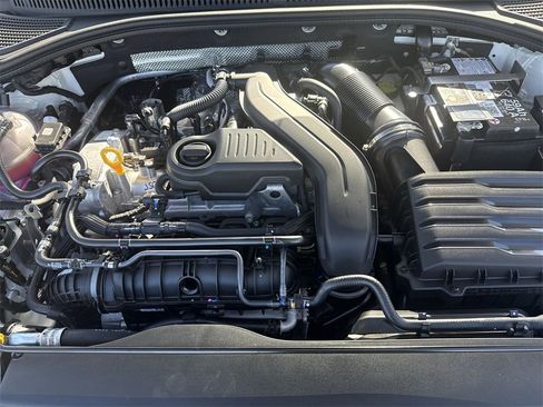 New 2025 Volkswagen Jetta SE image 17