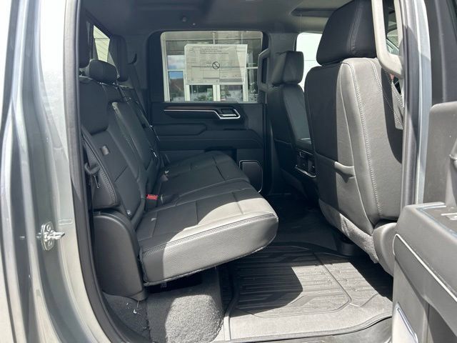 New 2026 GMC Sierra 2500 Denali w/ Denali Reserve Package AWD/4WD image 13
