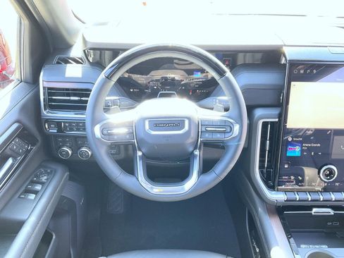 New 2026 GMC Yukon XL Denali w/ Denali Reserve Package AWD/4WD image 11