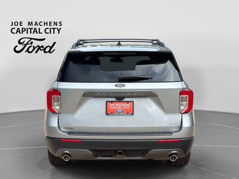 Used 2023 Ford Explorer XLT w/ Equipment Group 202A AWD/4WD image 6