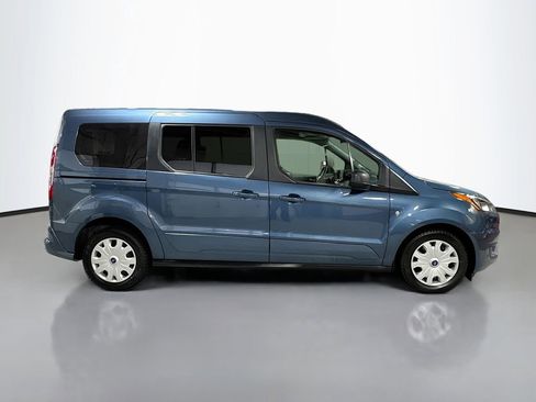 Used 2022 Ford Transit Connect XLT FWD image 5