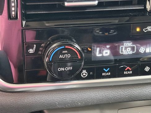 Used 2021 Nissan Rogue SL AWD/4WD image 50