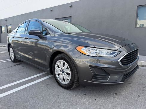 Used 2020 Ford Fusion S image 2