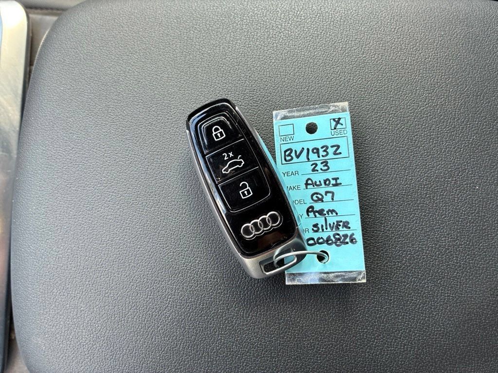 Used 2023 Audi Q7 2.0T Premium w/ Convenience Package AWD/4WD image 22
