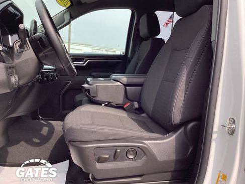 Used 2026 Chevrolet Silverado 1500 LT AWD/4WD image 11