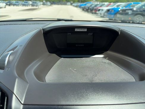 Used 2017 Ford Escape SE FWD image 20