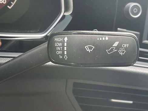 Used 2019 Volkswagen Jetta R-Line FWD image 24
