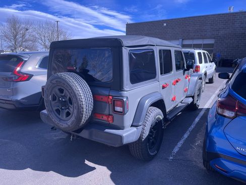 Used 2021 Jeep Wrangler Unlimited Sport image 2