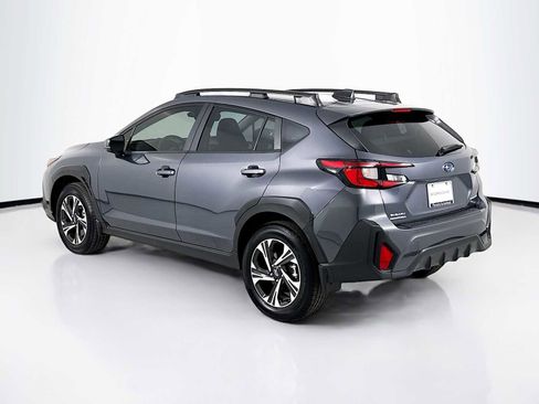 Used 2024 Subaru Crosstrek 2.0i Premium image 3