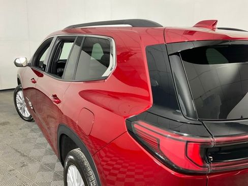 Used 2025 GMC Acadia Elevation w/ Elevation Premium Package image 40