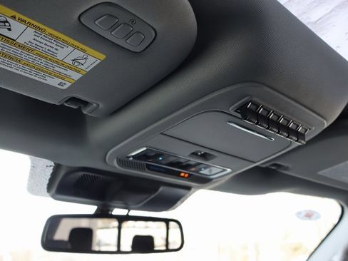 New 2026 Ford F250 Lariat w/ Chrome Package image 33