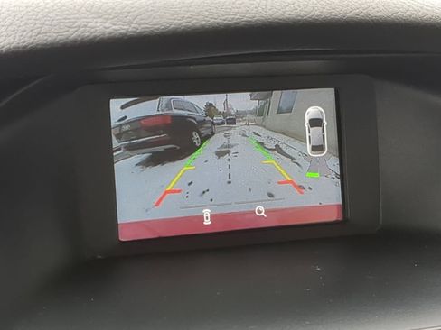 Used 2015 Ford Focus SE w/ Reverse Sensing Package image 30