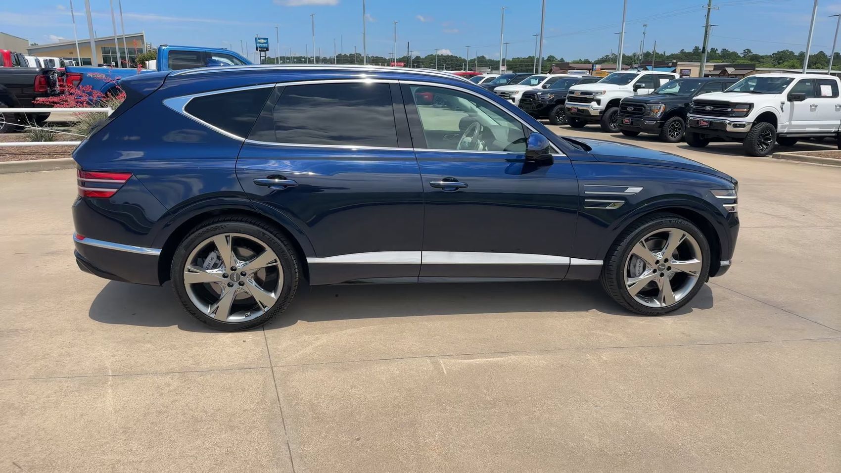 Used 2023 Genesis GV80 3.5T w/ Prestige Package AWD/4WD image 2