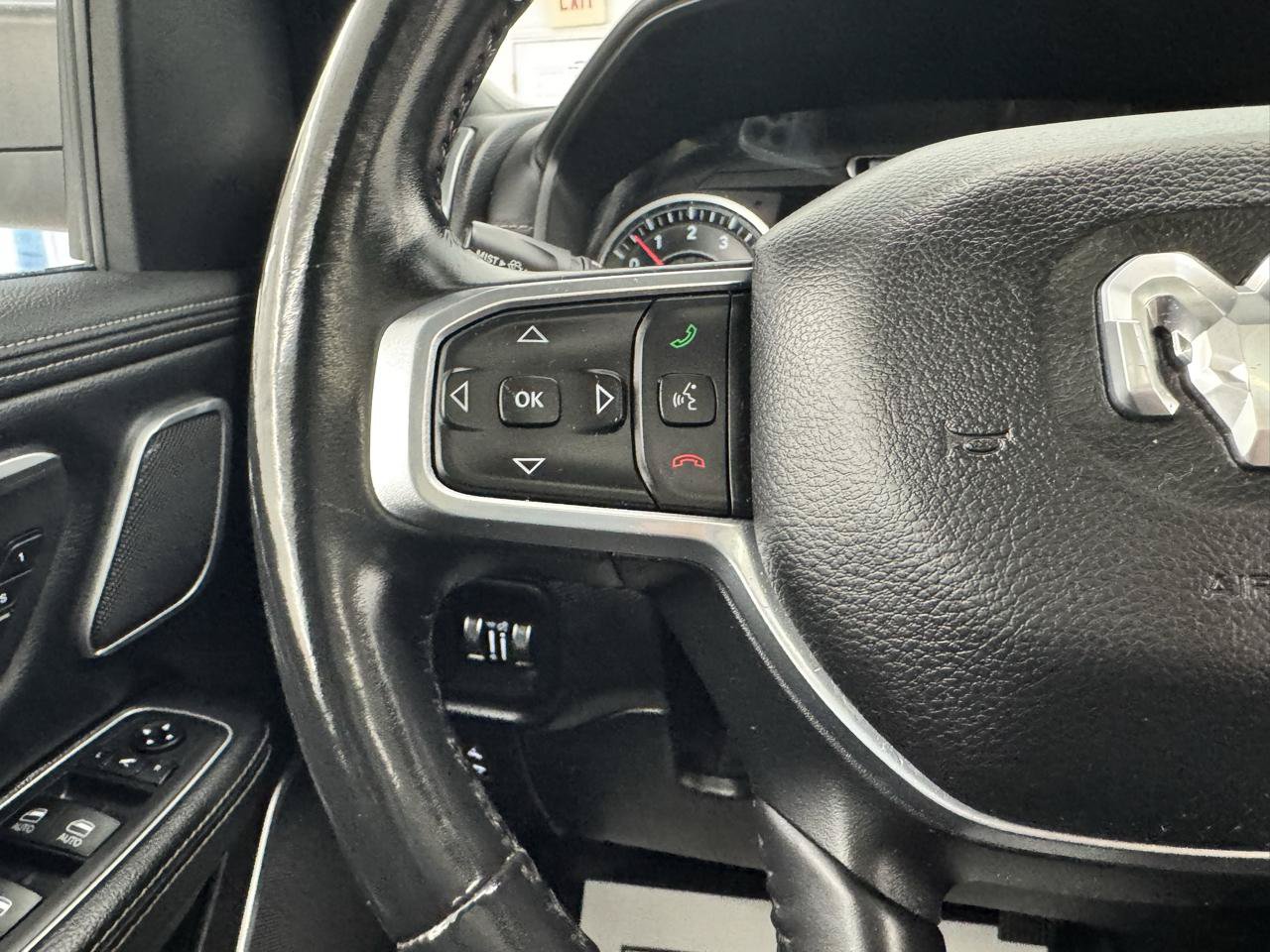 Used 2021 RAM 1500 Laramie AWD/4WD image 20