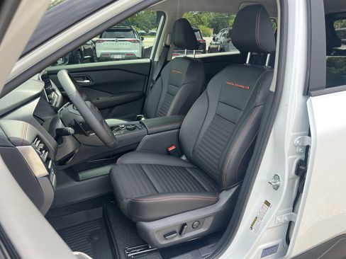 New 2026 Nissan Rogue SV w/ Rock Creek Premium Package AWD/4WD image 17
