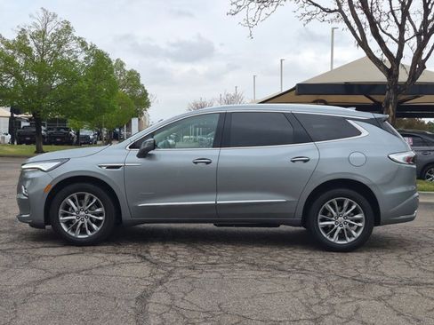 Used 2023 Buick Enclave Avenir w/ Avenir Technology Package AWD/4WD image 8