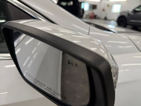Used 2018 Chevrolet Malibu Premier w/ Premier Sun and Wheel Package FWD image 26