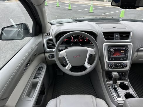 Certified 2016 GMC Acadia SLT w/ Premium Edition image 24