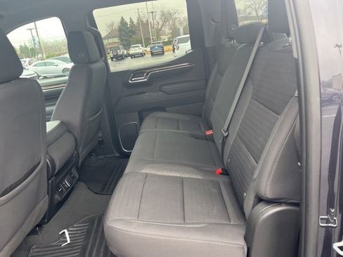 Used 2023 Chevrolet Silverado 1500 LT image 9