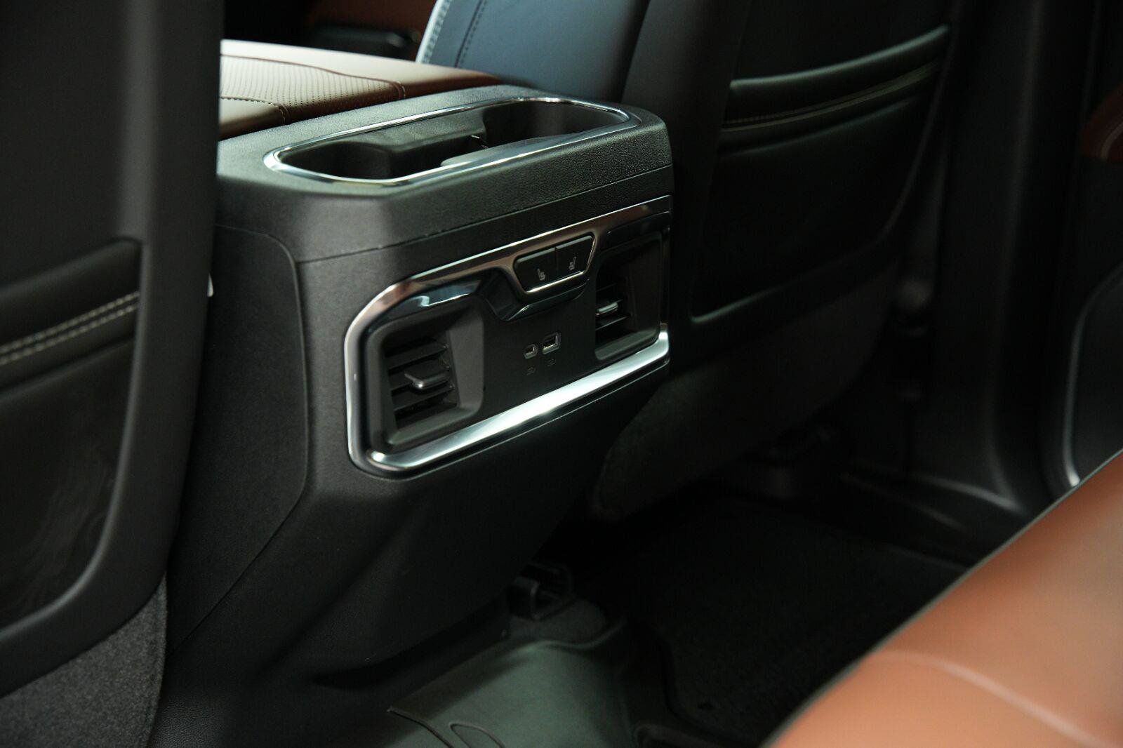 New 2026 GMC Sierra 2500 Denali Ultimate AWD/4WD image 38