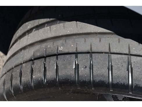 Used 2023 BMW M4 CSL image 13