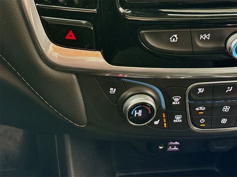 Used 2020 Chevrolet Traverse Premier image 15