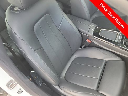 Used 2025 Mercedes-Benz CLA 250 image 21