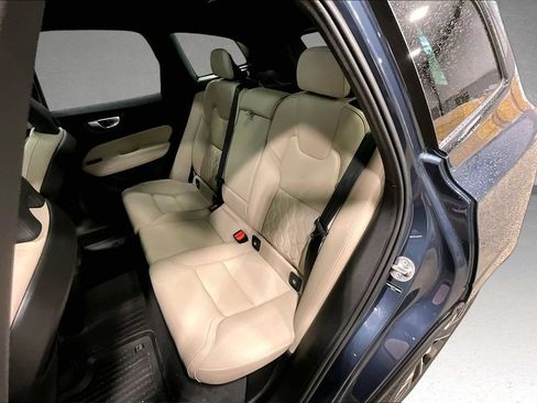 New 2026 Volvo XC60 B5 Plus w/ Protection Package Premier AWD/4WD image 22