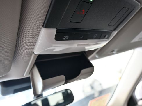 Used 2022 Mitsubishi Outlander ES image 30