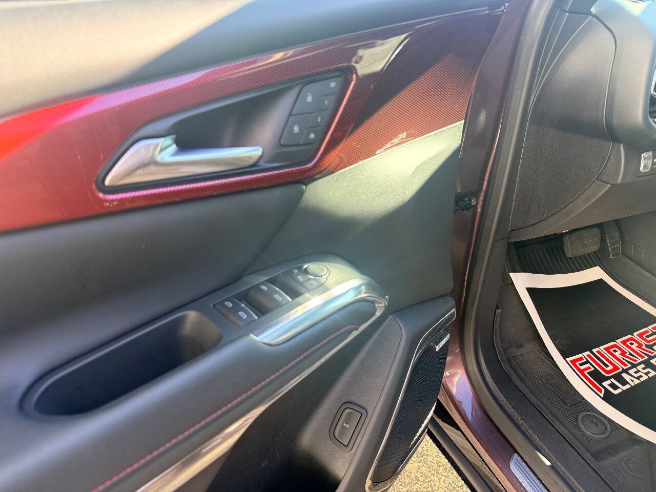 Used 2025 Chevrolet Traverse RS w/ LPO, Floor Liner Package AWD/4WD image 14