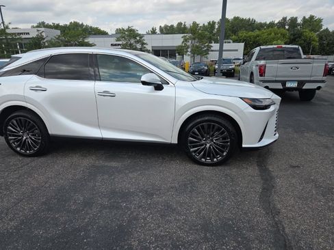 Used 2025 Lexus RX 350 AWD/4WD image 25