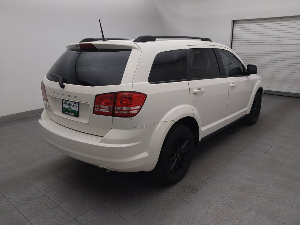 Used 2020 Dodge Journey SE w/ Blacktop Package FWD image 9