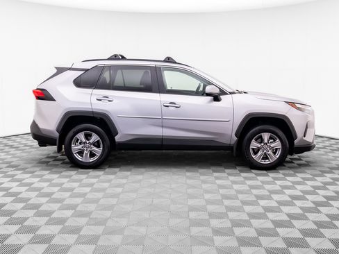 Used 2025 Toyota RAV4 XLE w/ Convenience Package AWD/4WD image 8