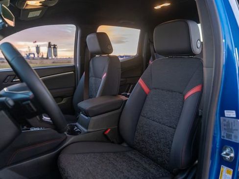 Used 2023 Chevrolet Colorado Z71 w/ Advanced Trailering Package image 15