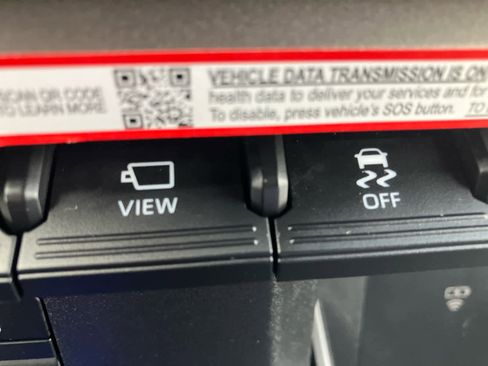 Used 2025 Toyota Sequoia Limited image 34