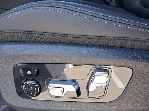 Used 2026 BMW X5 sDrive40i w/ Climate Comfort Package RWD image 13