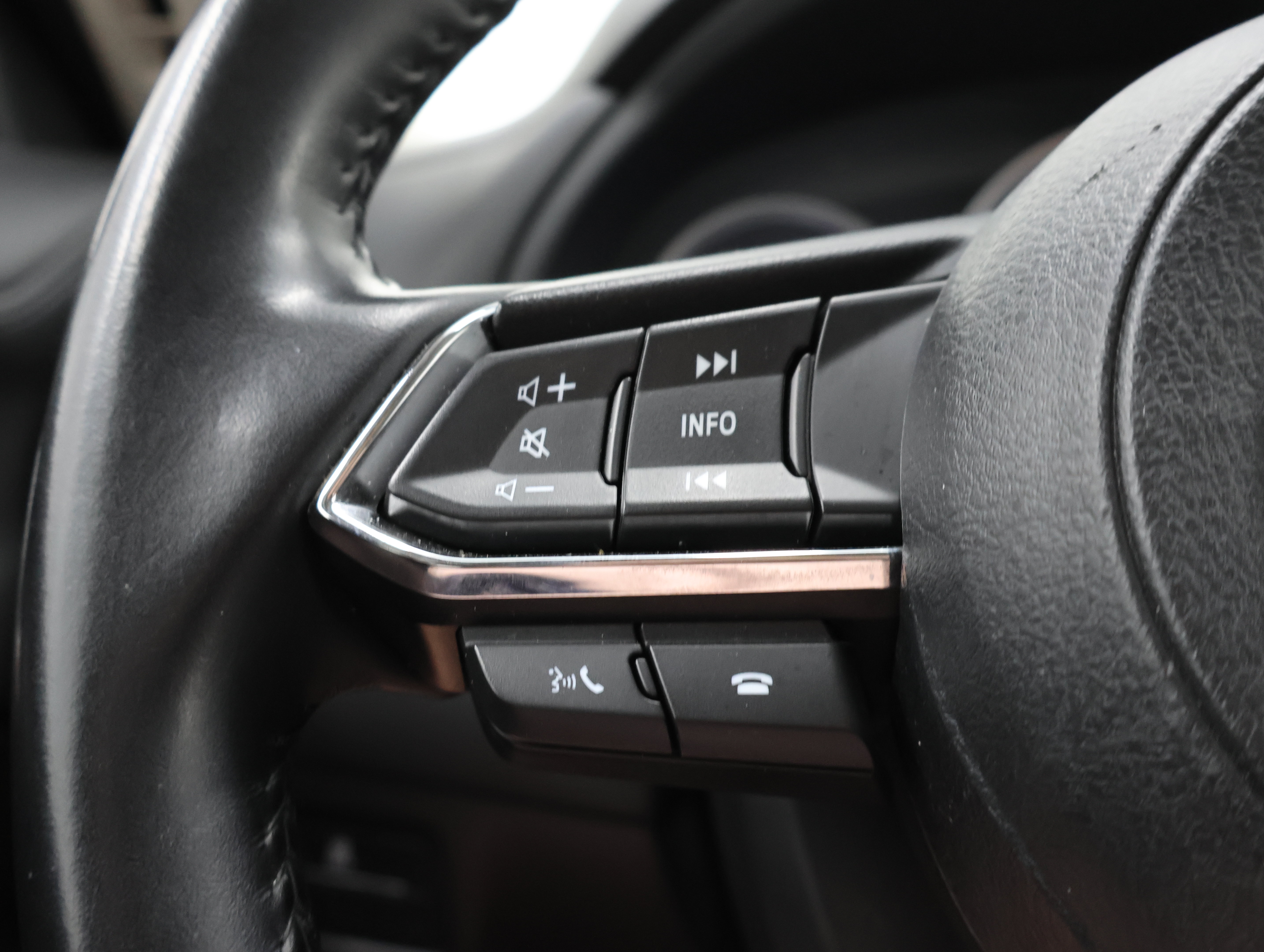 Used 2024 MAZDA CX-5 AWD 2.5 S w/ Select Package image 15