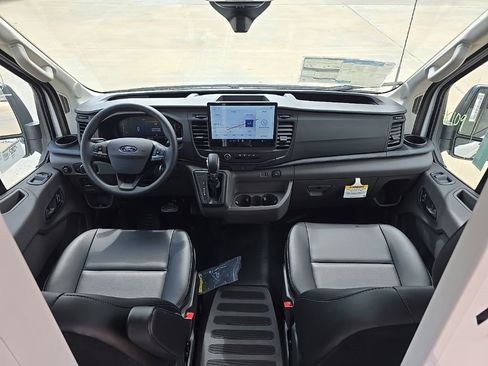 New 2026 Ford Transit 250 148 Medium Roof RWD image 17