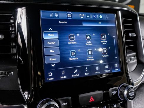 Used 2024 RAM 1500 Laramie image 27