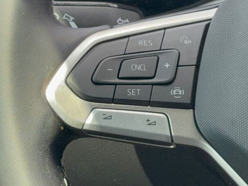 Certified 2023 Volkswagen Taos S FWD image 18