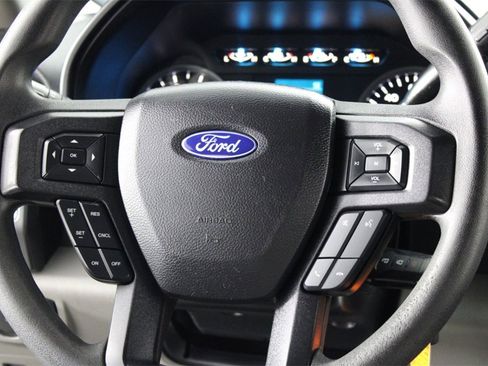 Used 2020 Ford F150 XLT image 27