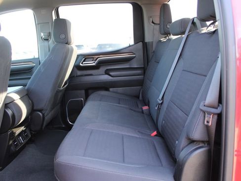 Used 2023 Chevrolet Silverado 1500 LT image 25
