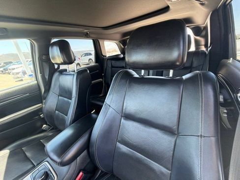 Used 2016 Jeep Grand Cherokee Limited w/ Luxury Group II AWD/4WD image 31