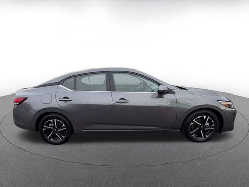Used 2025 Nissan Sentra SV image 16