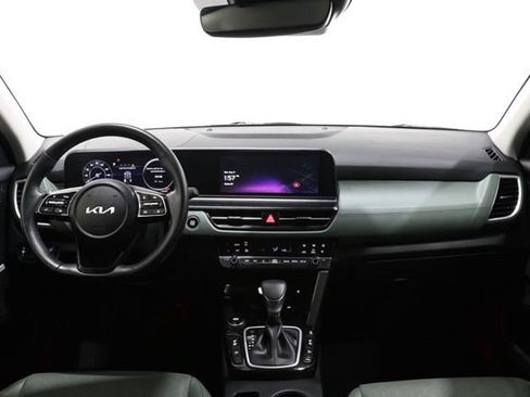 Used 2025 Kia Seltos SX w/ SX Sunroof Package AWD/4WD image 15