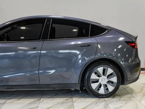 Used 2021 Tesla Model Y 2WD image 19